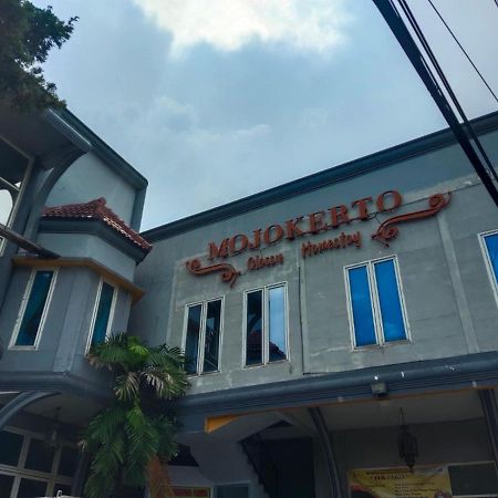 Mojokerto Classic Homestay Zewnętrze zdjęcie