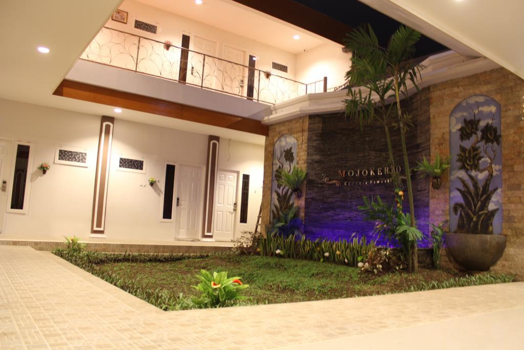 Mojokerto Classic Homestay Zewnętrze zdjęcie