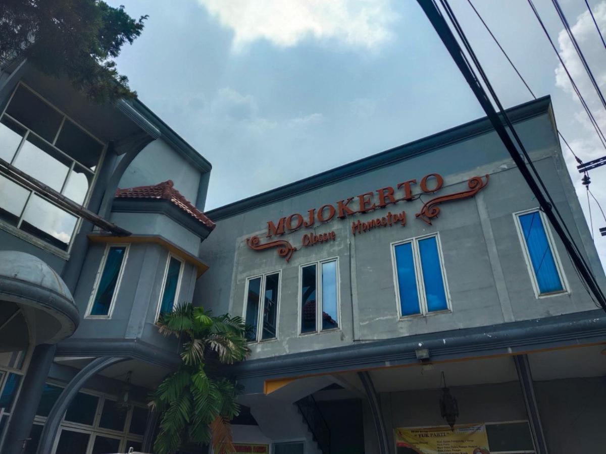 Mojokerto Classic Homestay Zewnętrze zdjęcie